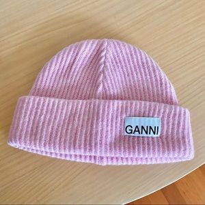 GANNI logo wool beanie baby pink blogger style